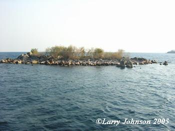 anchoring out of the waves on the north side